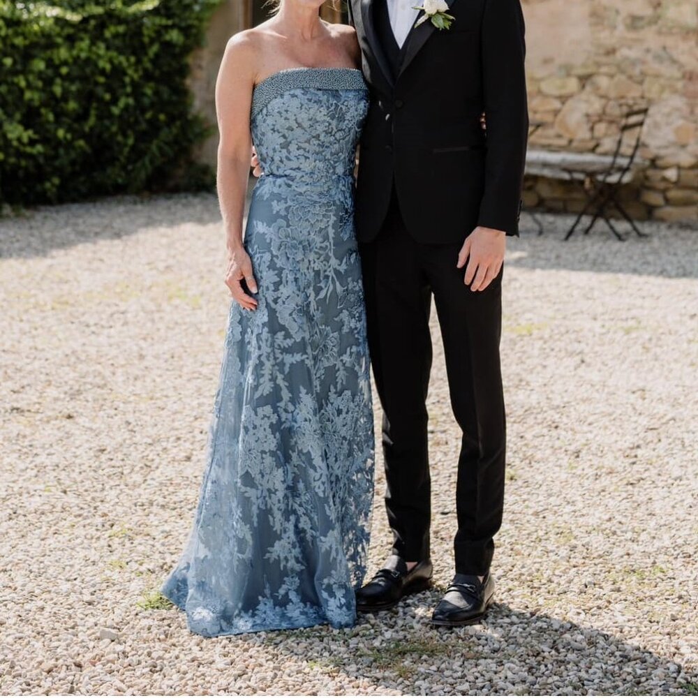 Montage by Mon Cheri 120920 size 10